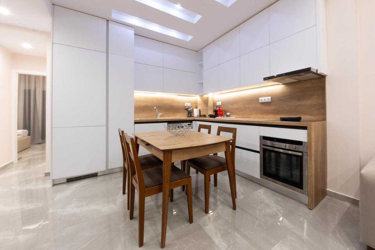 Luxury Downtown Apartment E1 سالونيك المظهر الخارجي الصورة