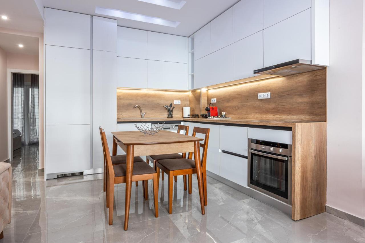Luxury Downtown Apartment E1 سالونيك المظهر الخارجي الصورة